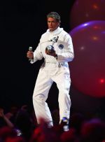 MTV Europe Music Awards on 11th Nov 2012 (112).JPG